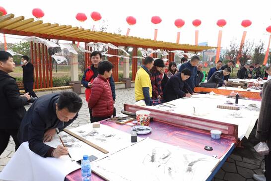湖北汉川举办首届河蟹丰收节 推动农旅融合发展